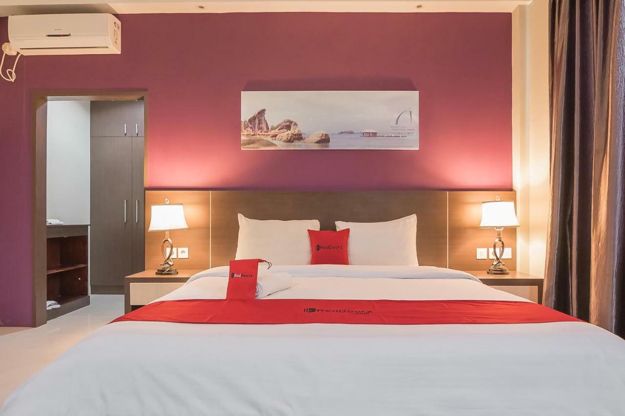 Reddoorz Plus @ Tanjung Pandan Belitung 2 Kültér fotó